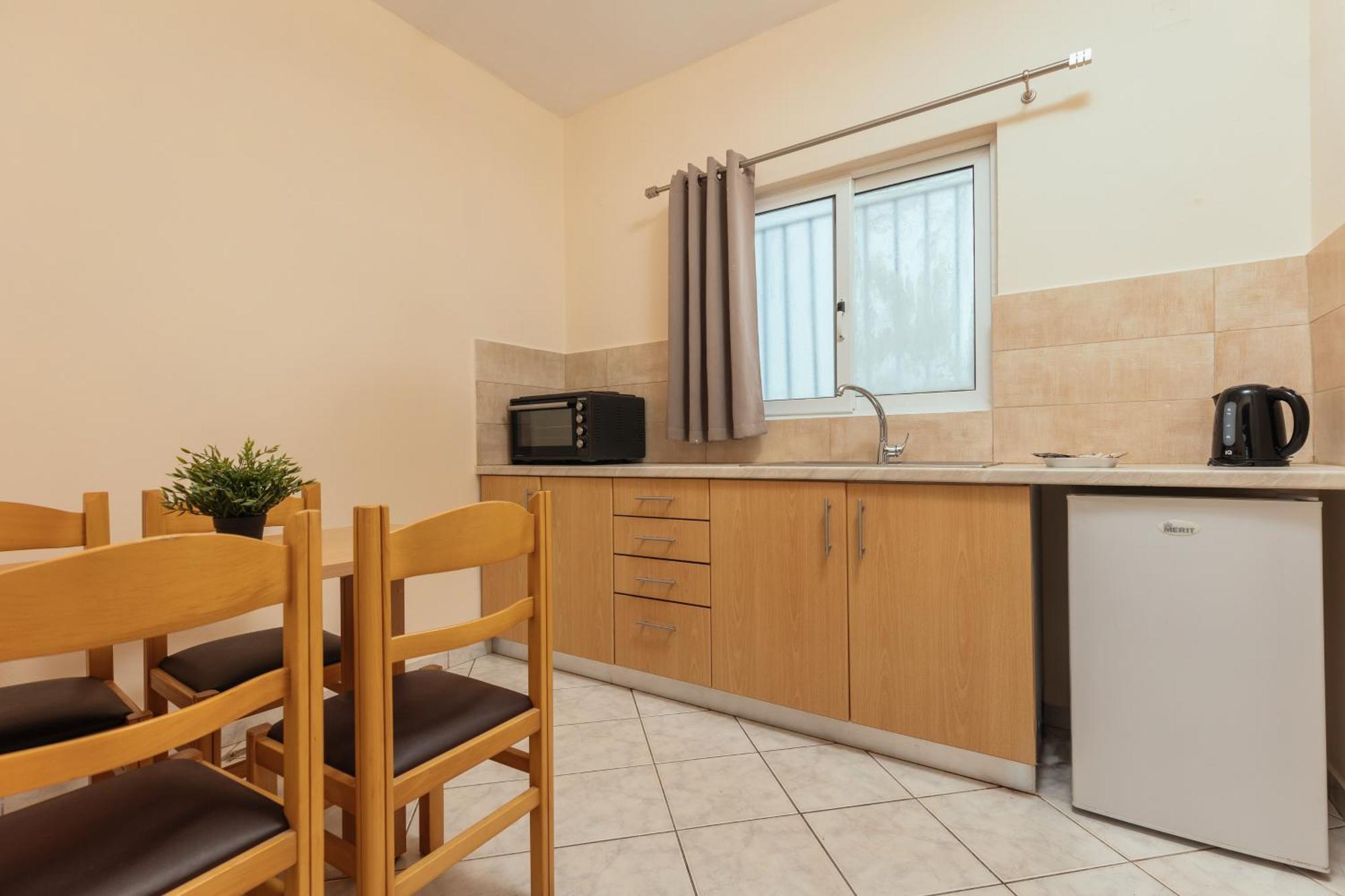 Yakinthos Hotel Лаганас Екстериор снимка