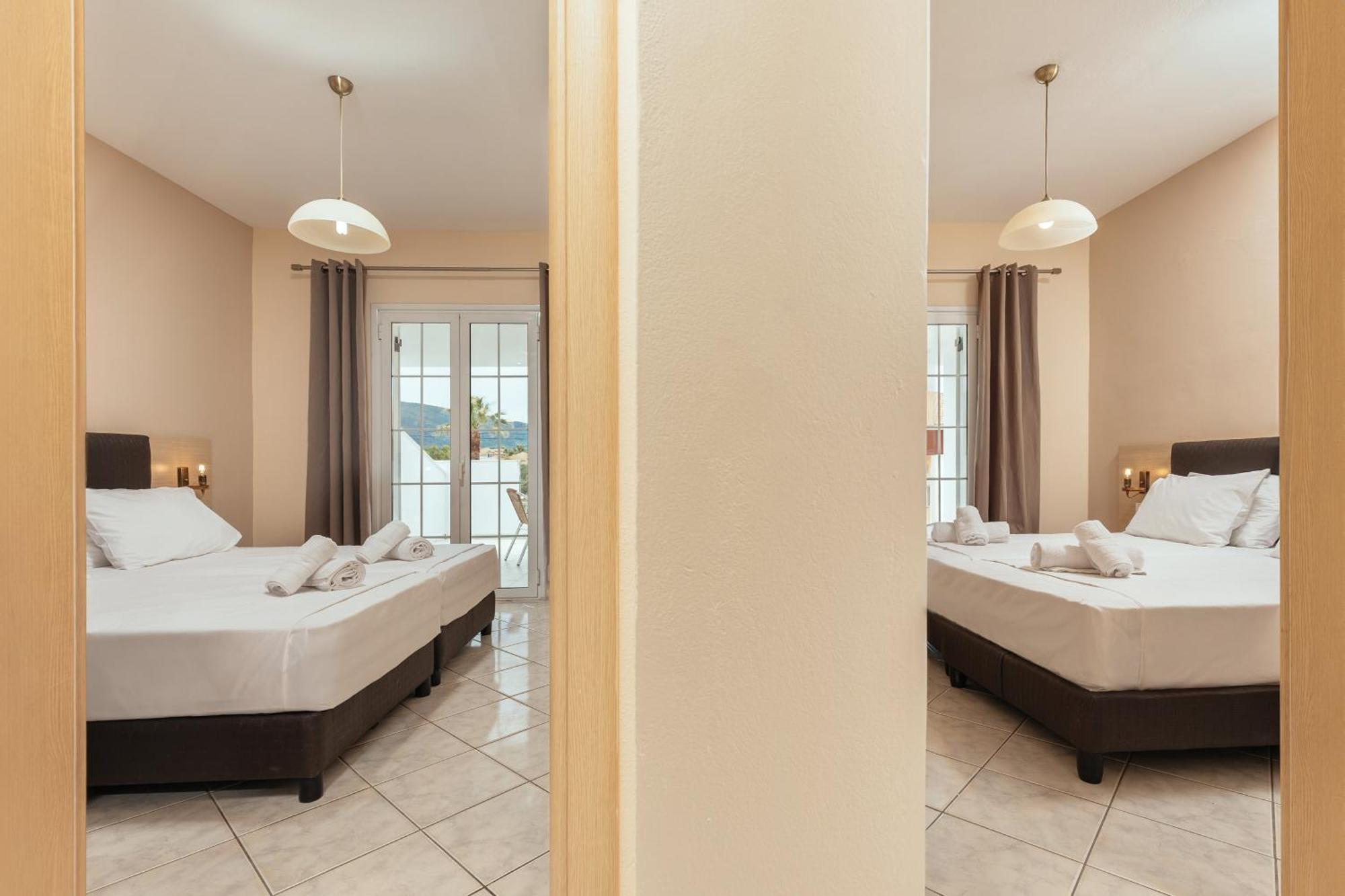 Yakinthos Hotel Лаганас Екстериор снимка